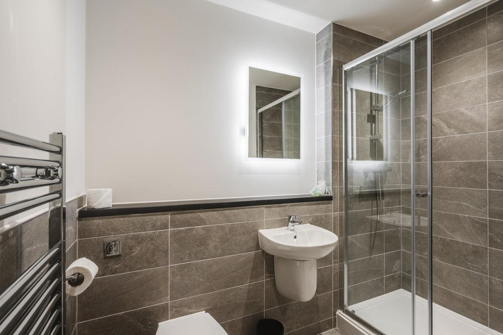 Guestready - Urban Refuge In Vauxhall, No Wifi Liverpool Exterior photo
